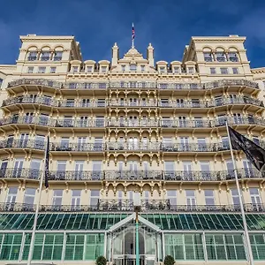 Hotel The Grand