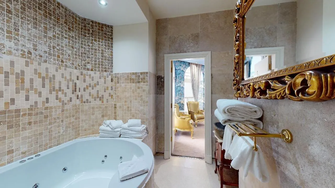 The Coal Exchange Hotel Cardiff 3*,  Birleşik Krallık
